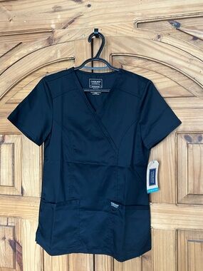 NWT CHEROKEE Revolution Scrub Top